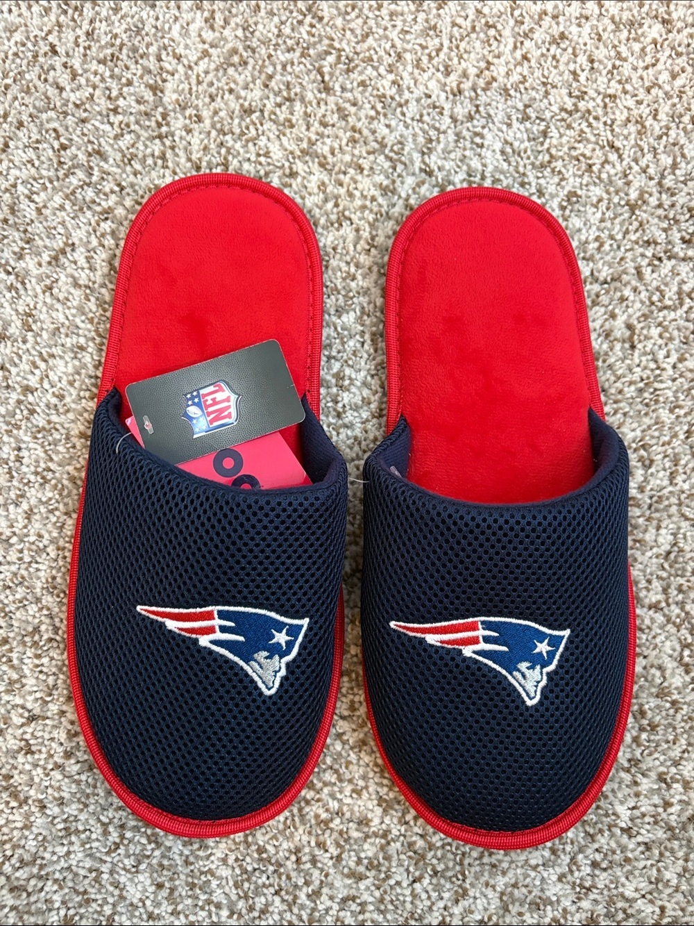 NFL New England Patriots Slippers Men's Size Medium (9-10) NWT - Picture 2 of 12